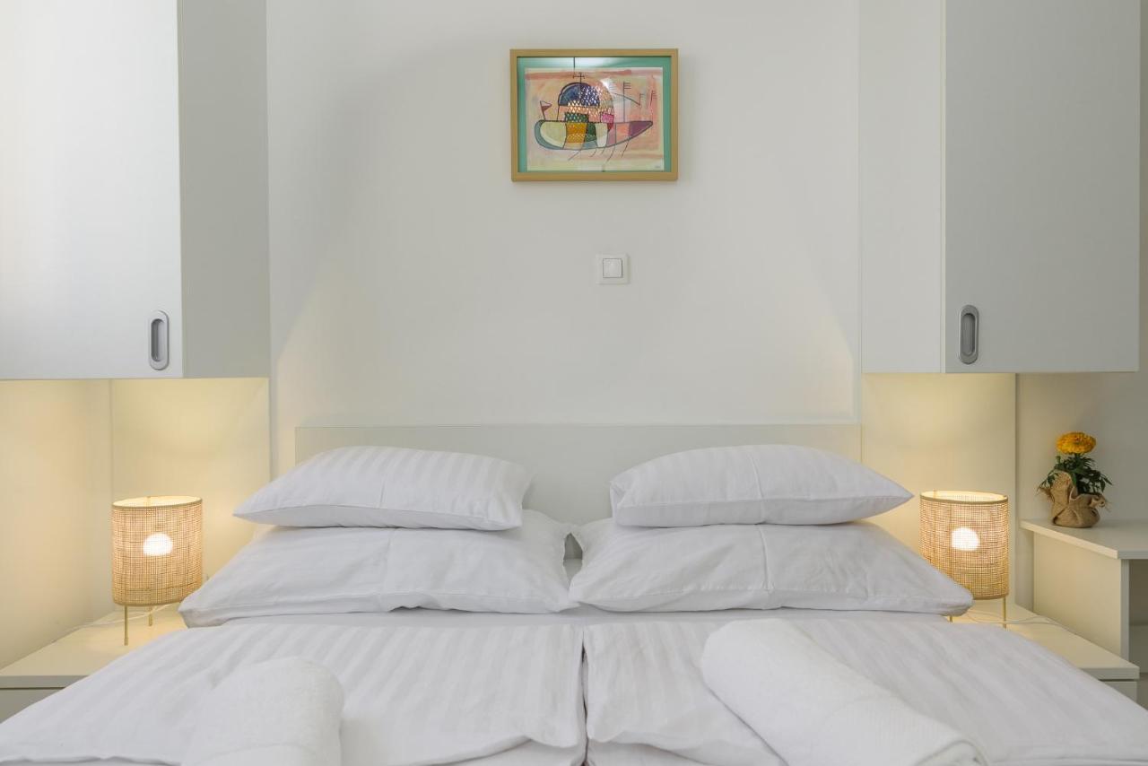 Vila White Трогир Экстерьер фото