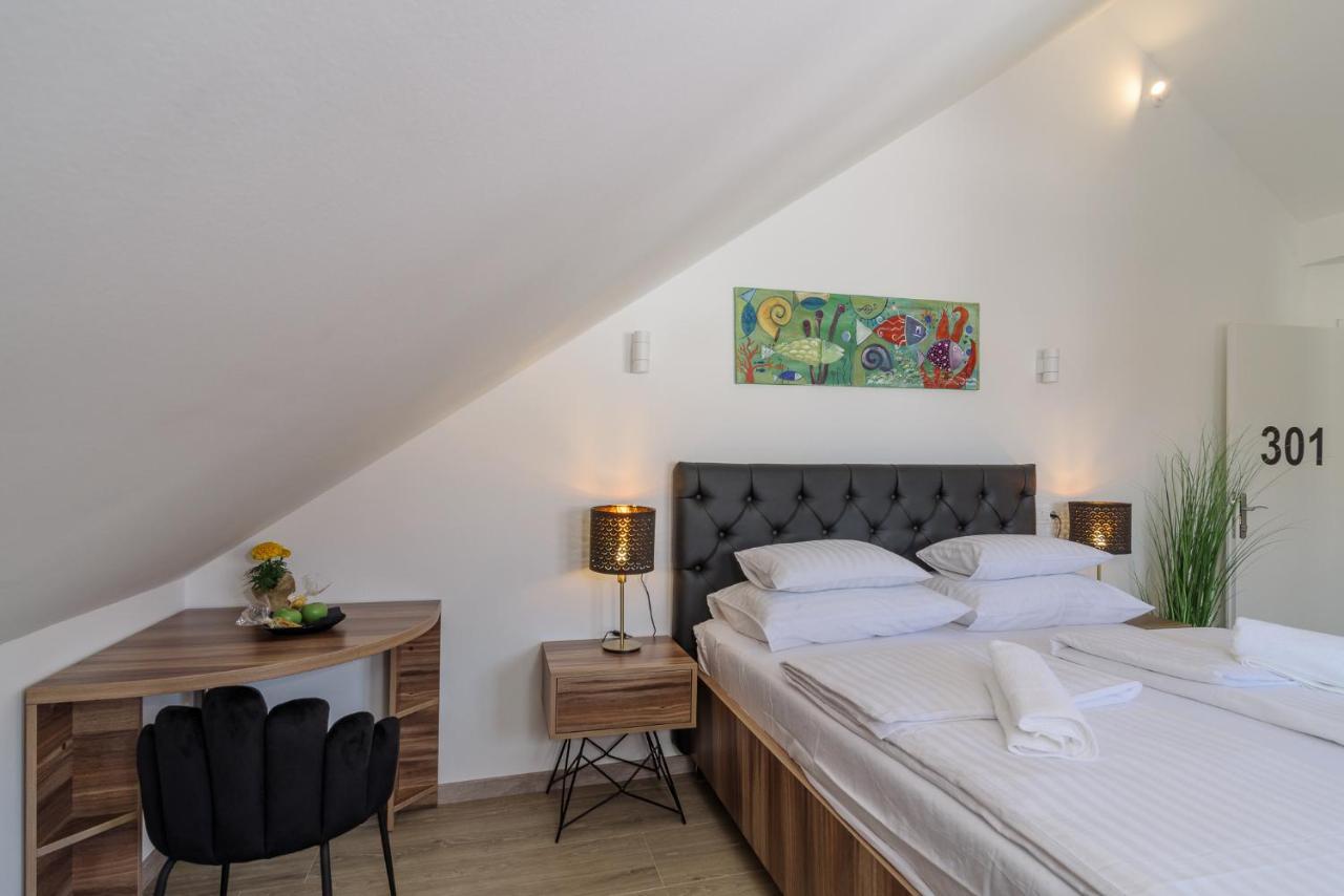 Vila White Трогир Экстерьер фото