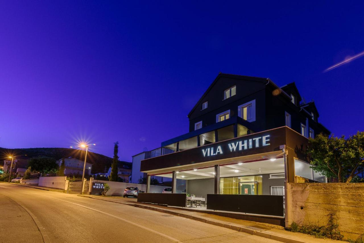 Vila White Трогир Экстерьер фото