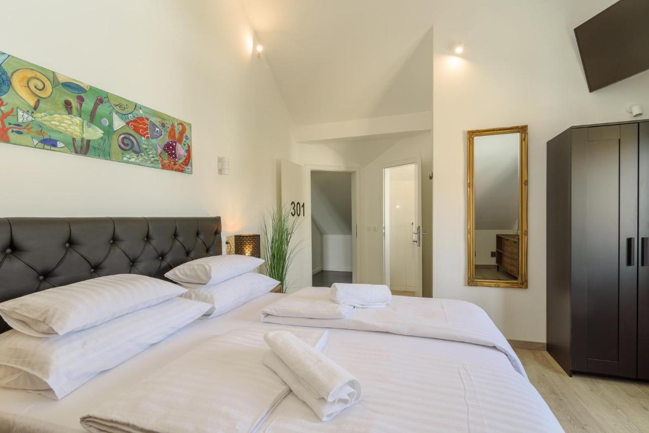 Vila White Трогир Экстерьер фото