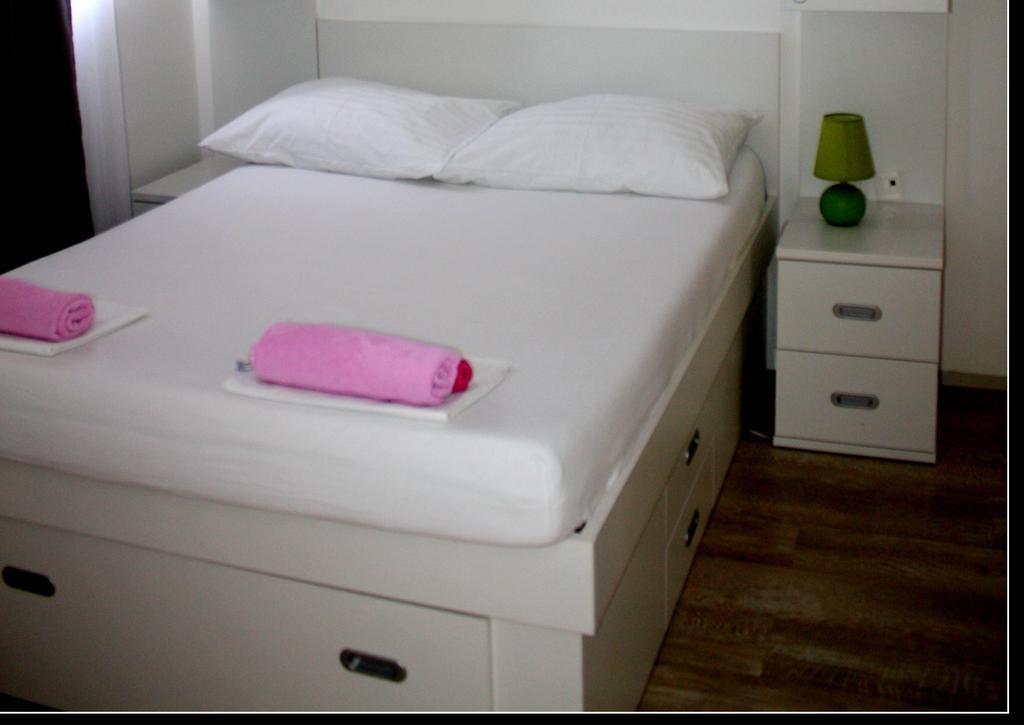 Vila White Трогир Экстерьер фото